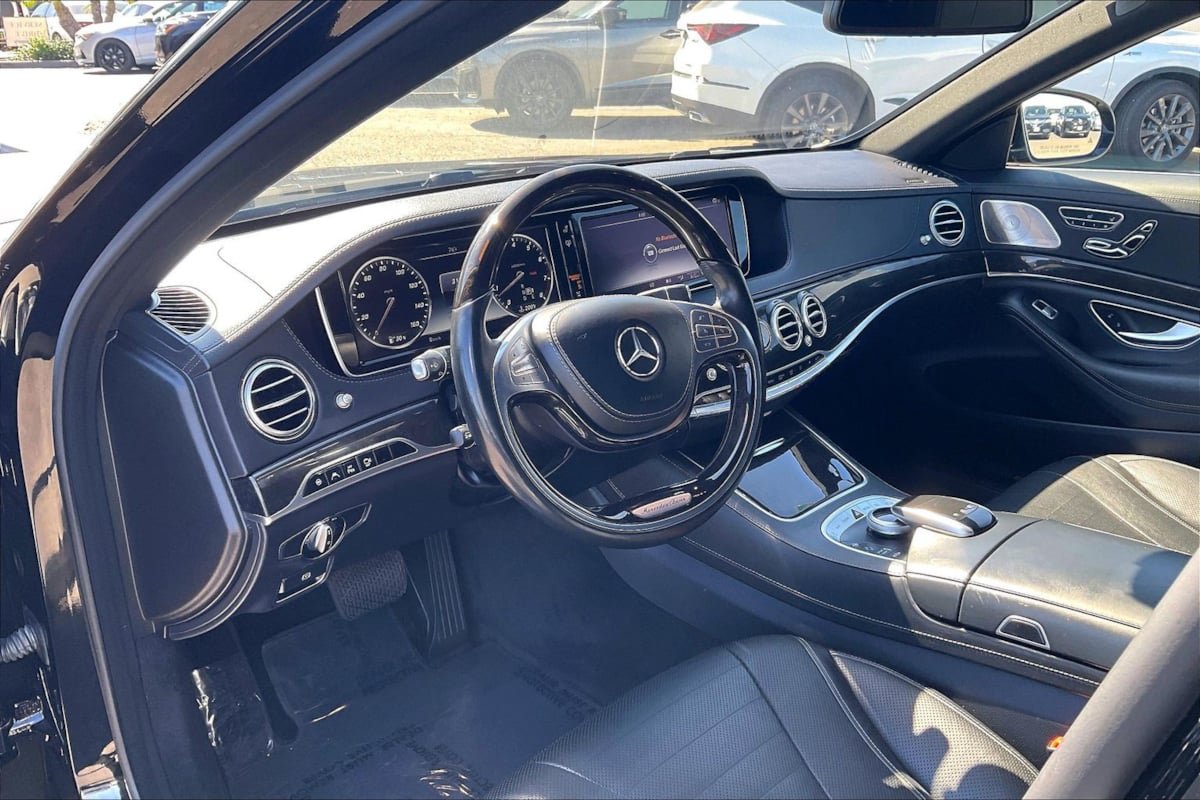 Used 2015 Mercedes-Benz S 550 Sedan image 12