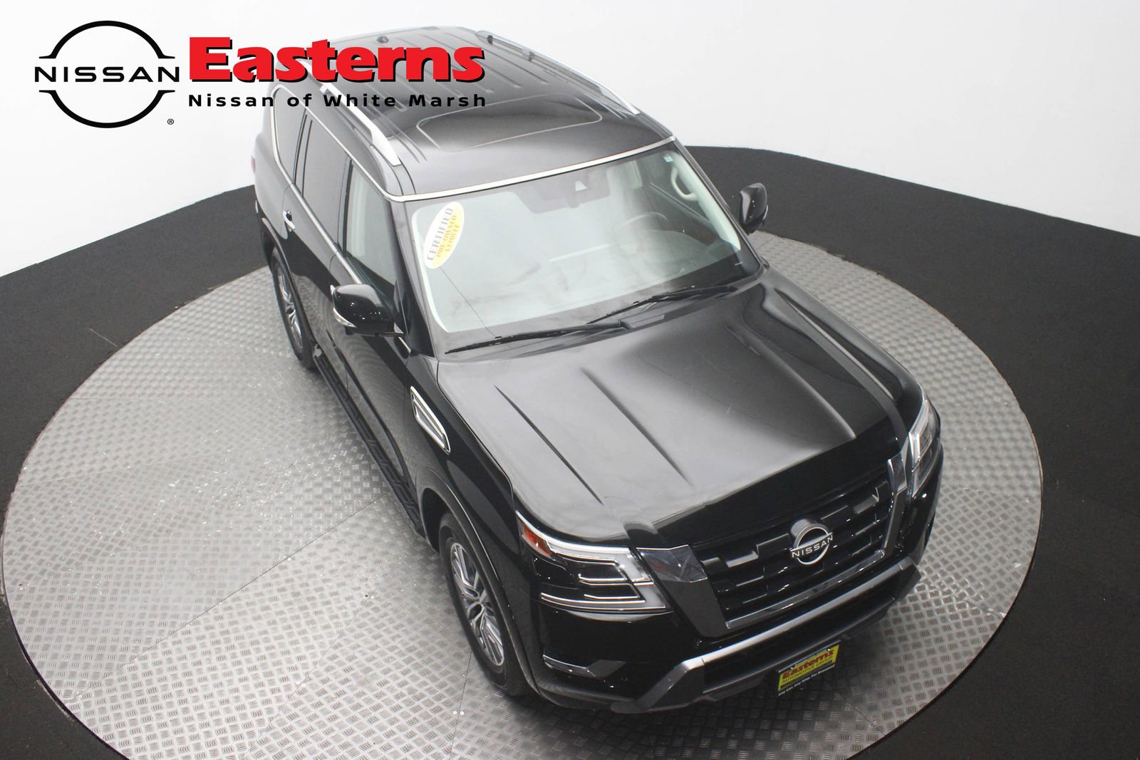 Used 2024 Nissan Armada SL AWD/4WD image 3