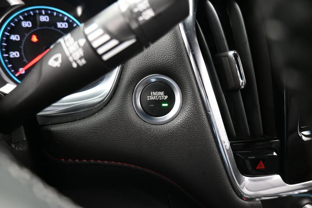 Used 2023 Chevrolet Traverse RS FWD image 37