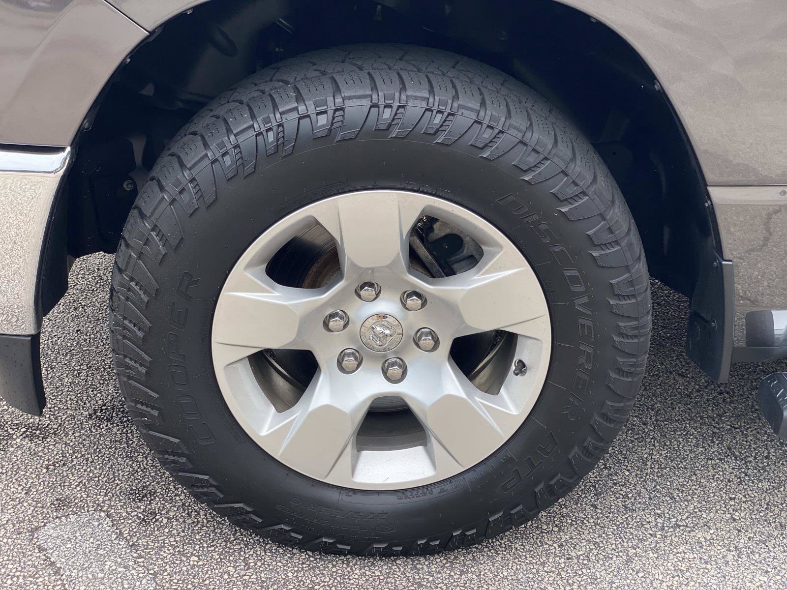 Used 2020 RAM 1500 Big Horn AWD/4WD image 13