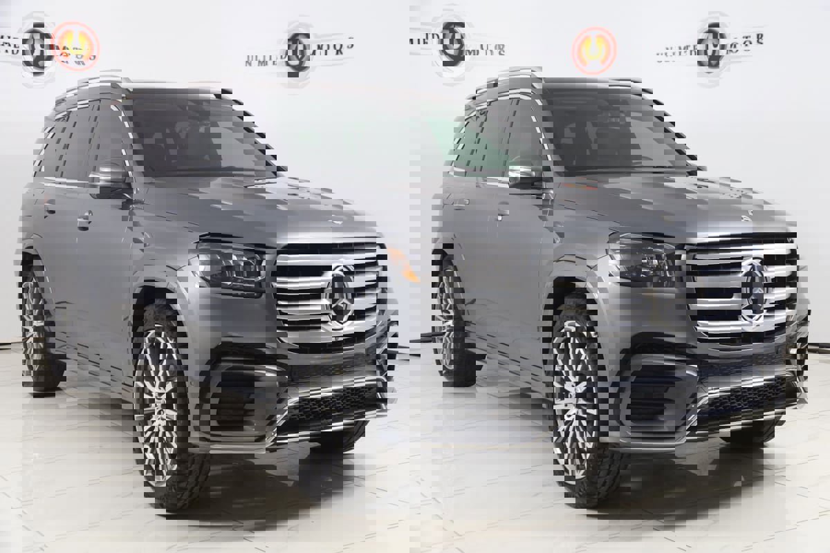 Used 2025 Mercedes-Benz GLS 450 4MATIC image 28