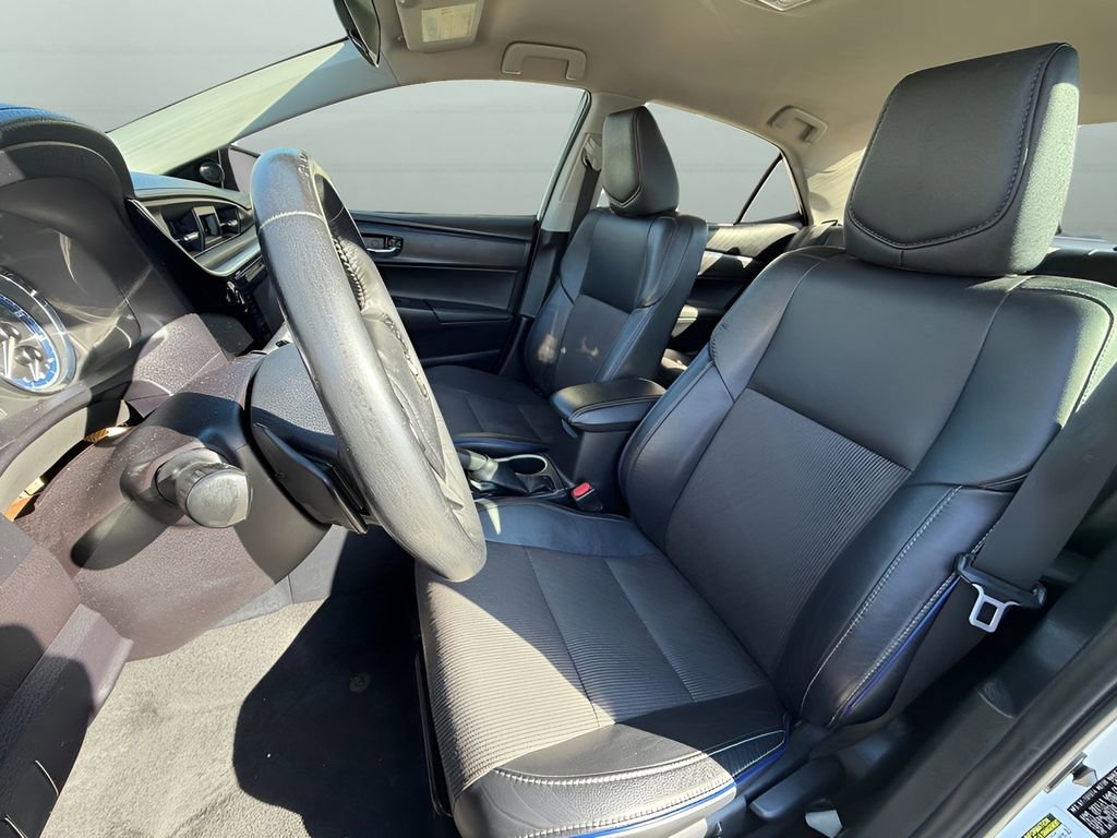 Used 2017 Toyota Corolla SE image 10
