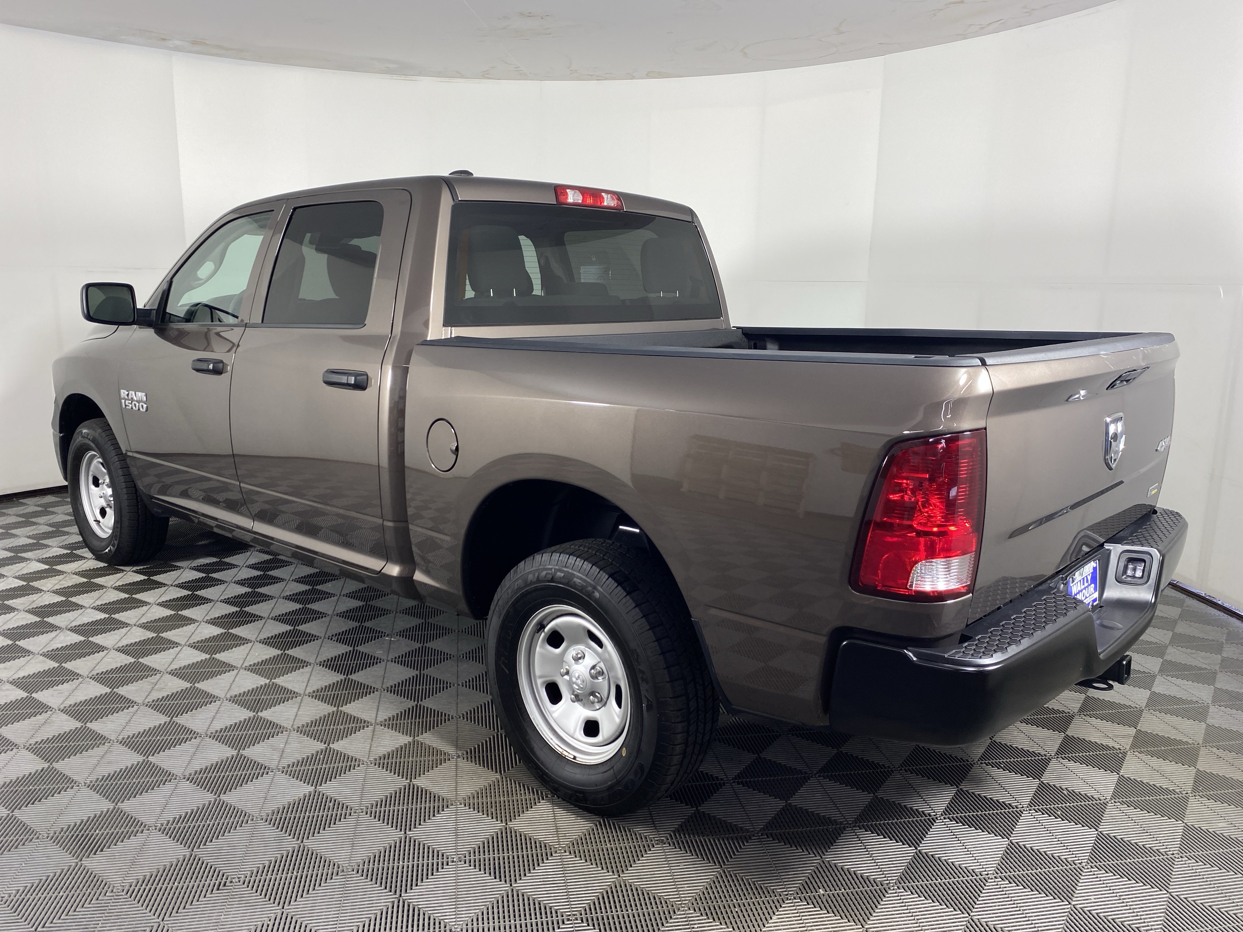 Used 2018 RAM 1500 Tradesman w/ Popular Equipment Group AWD/4WD image 8