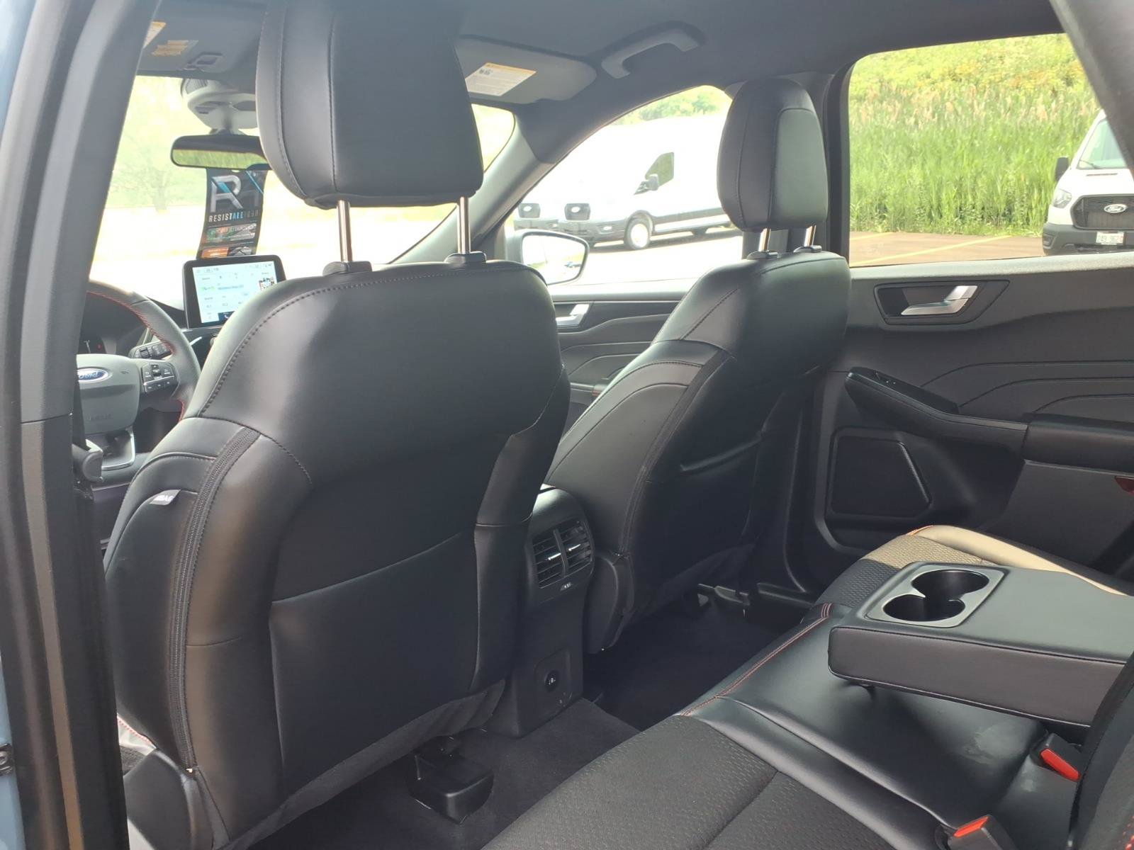 Used 2026 Ford Escape ST-Line AWD/4WD image 25
