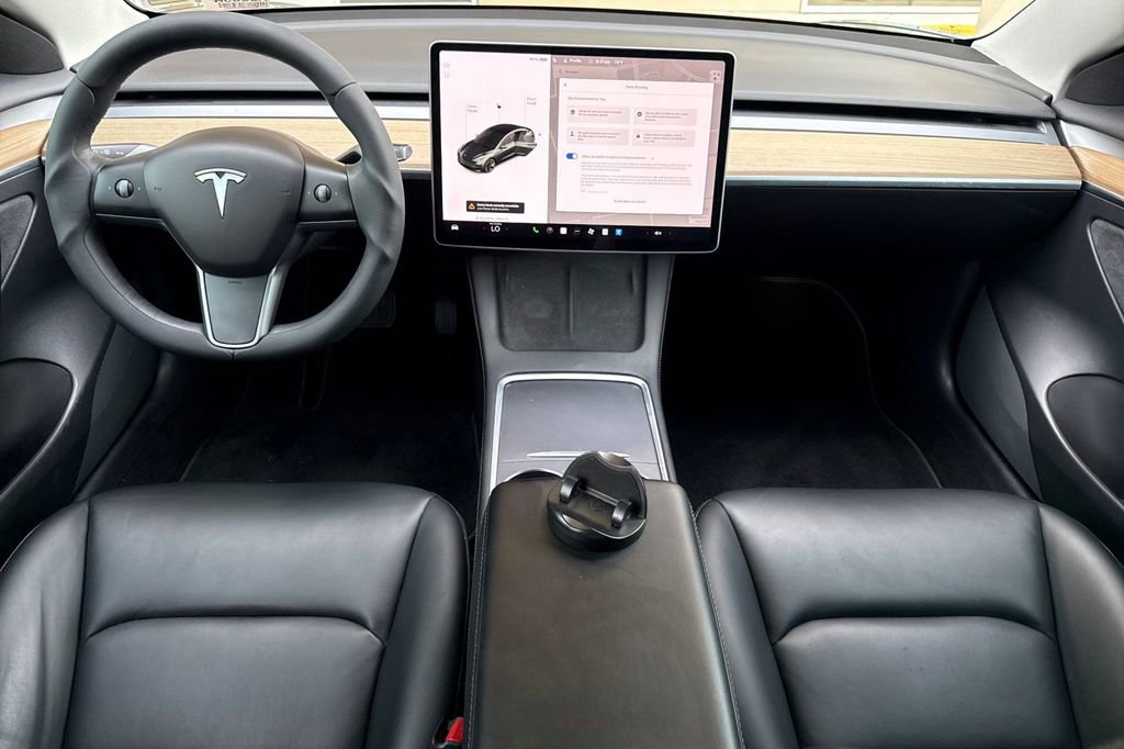 Used 2021 Tesla Model 3 Long Range image 10