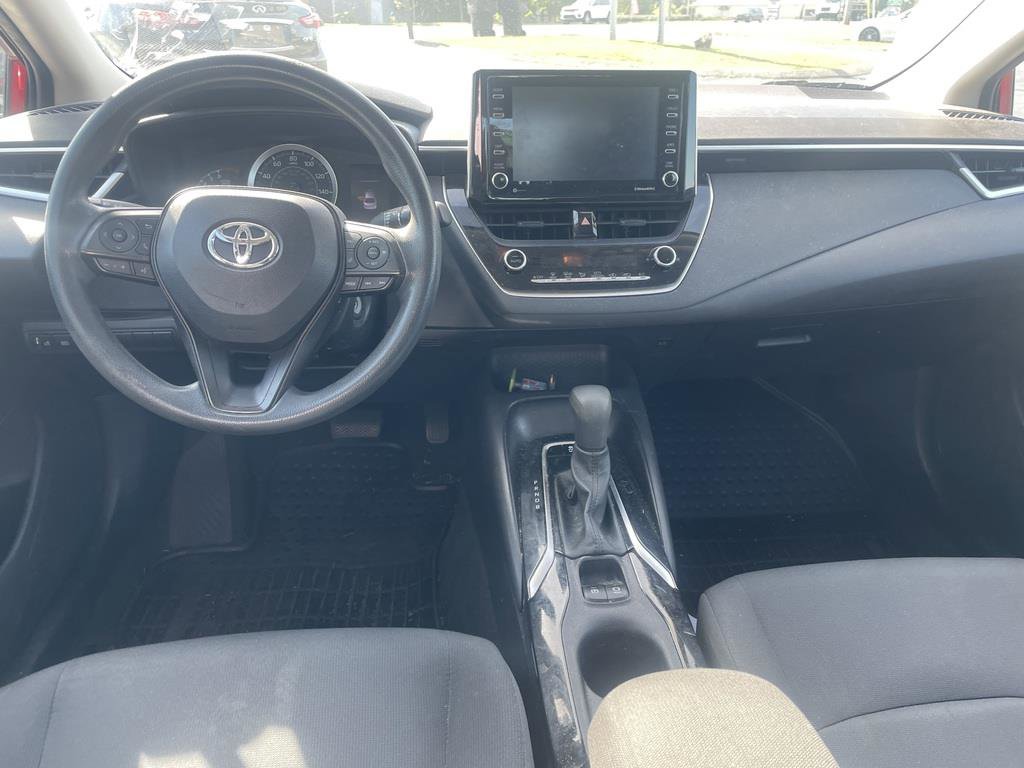 Used 2021 Toyota Corolla LE image 7
