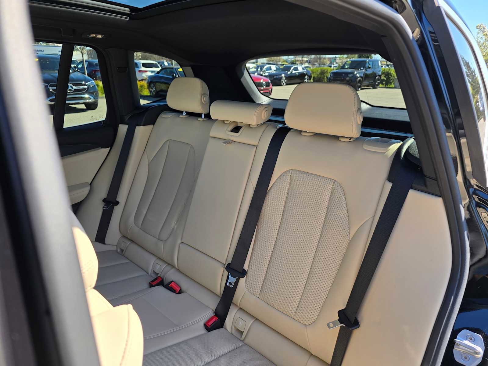 Used 2023 BMW X3 xDrive30i w/ Premium Package image 19