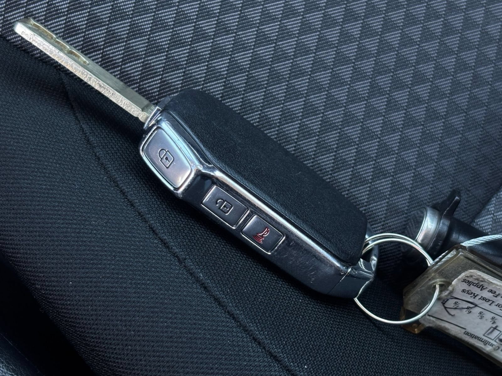 Used 2025 Kia Soul LX w/ LX Technology Package FWD image 18