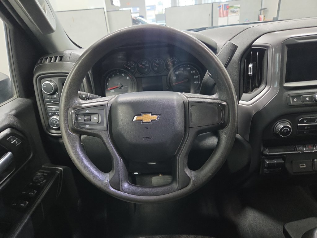 Used 2020 Chevrolet Silverado 2500 Custom w/ Custom Value Package AWD/4WD image 31
