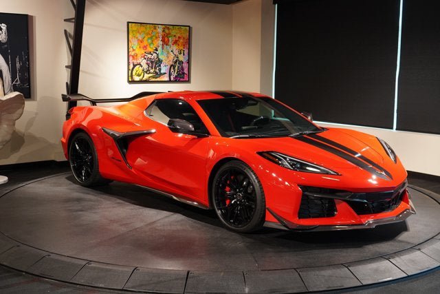 Used 2024 Chevrolet Corvette Z06 w/ Z07 Performance Package RWD image 15