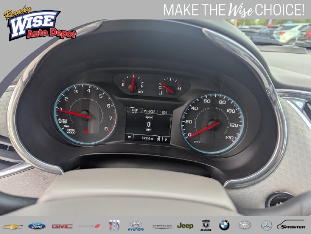 Used 2020 Chevrolet Malibu LT FWD image 12