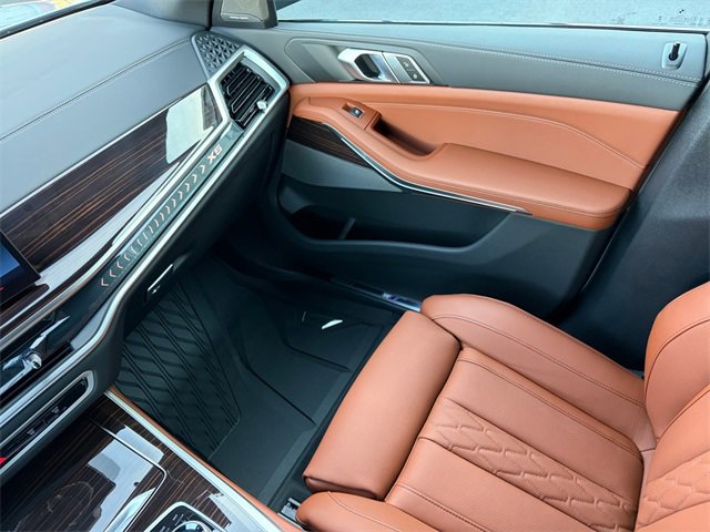 New 2026 BMW X5 xDrive50e w/ Executive Package image 20