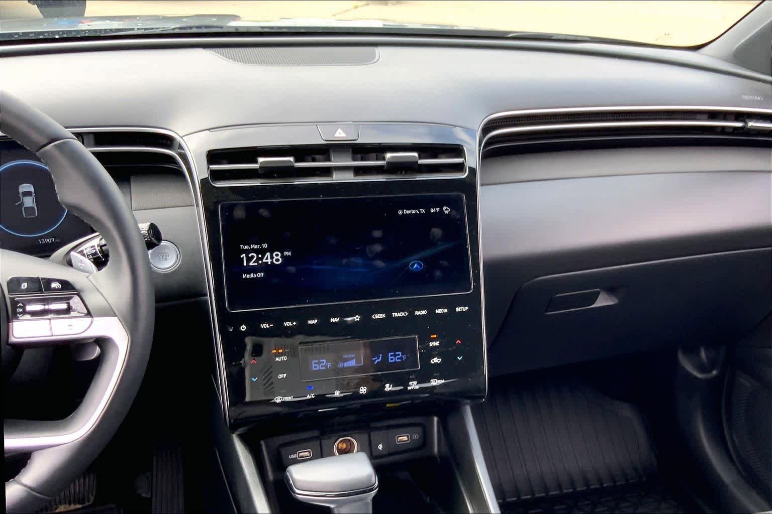Used 2024 Hyundai Santa Cruz Limited AWD/4WD image 7
