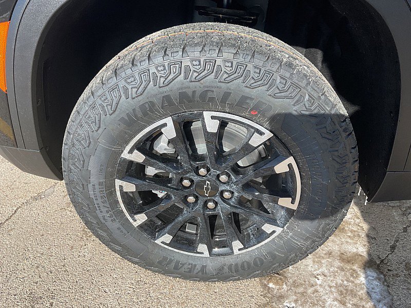 New 2026 Chevrolet Traverse Z71 image 12