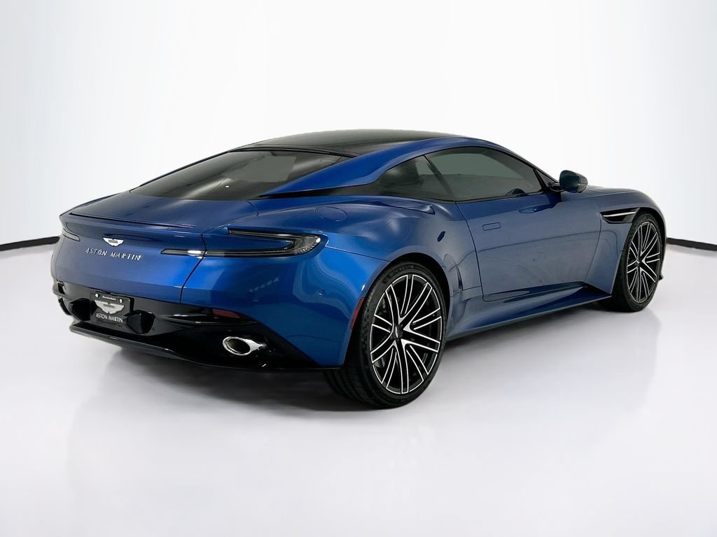 Used 2025 Aston Martin DB12 Coupe RWD image 5