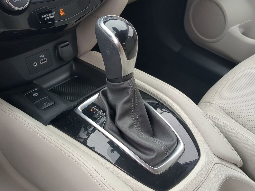 Used 2019 Nissan Rogue Sport SL w/ Premium Package AWD/4WD image 18