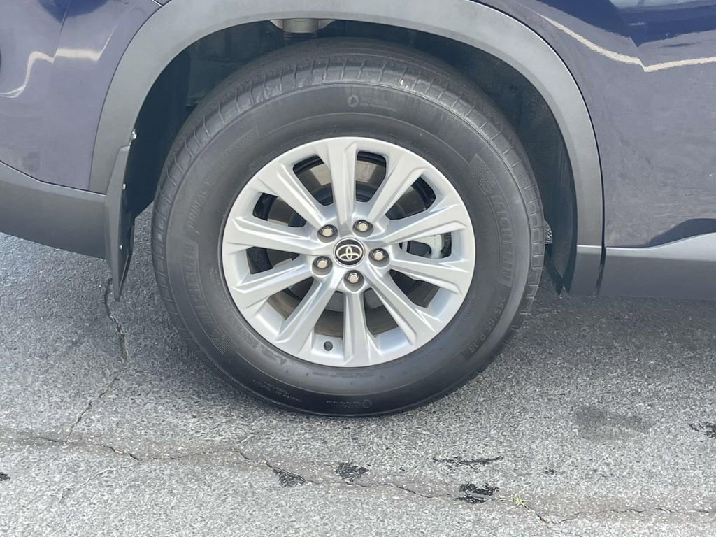 Used 2025 Toyota Grand Highlander FWD image 13