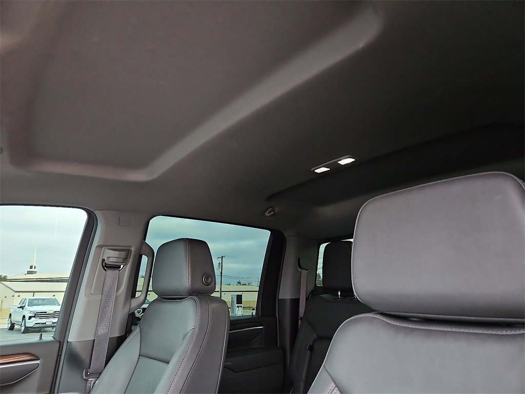 Used 2025 Chevrolet Silverado 2500 LT w/ Leather Package image 23