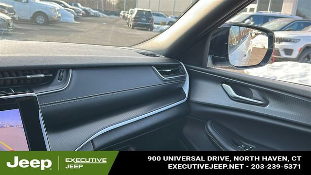 Used 2023 Jeep Grand Cherokee L Laredo AWD/4WD image 20