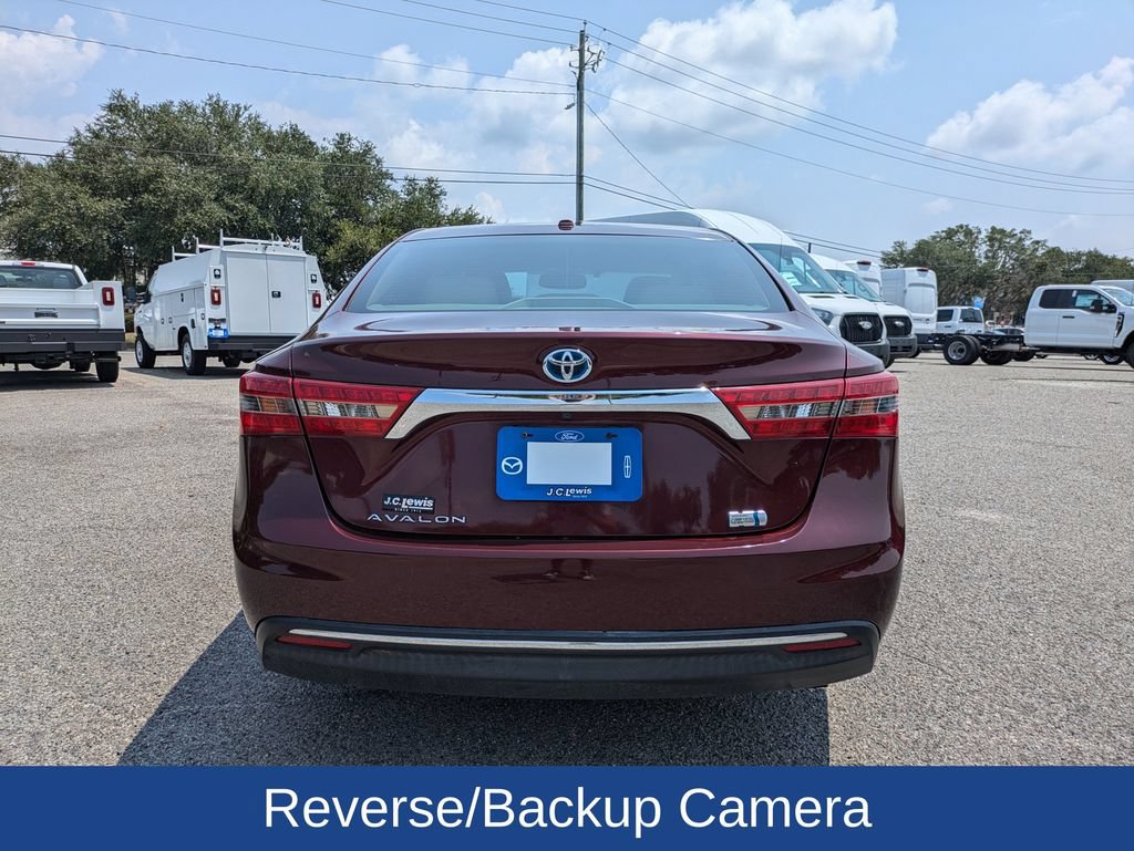 Used 2018 Toyota Avalon XLE Premium FWD image 5