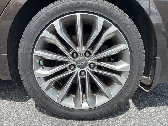 Used 2015 Hyundai Genesis 3.8 RWD image 12