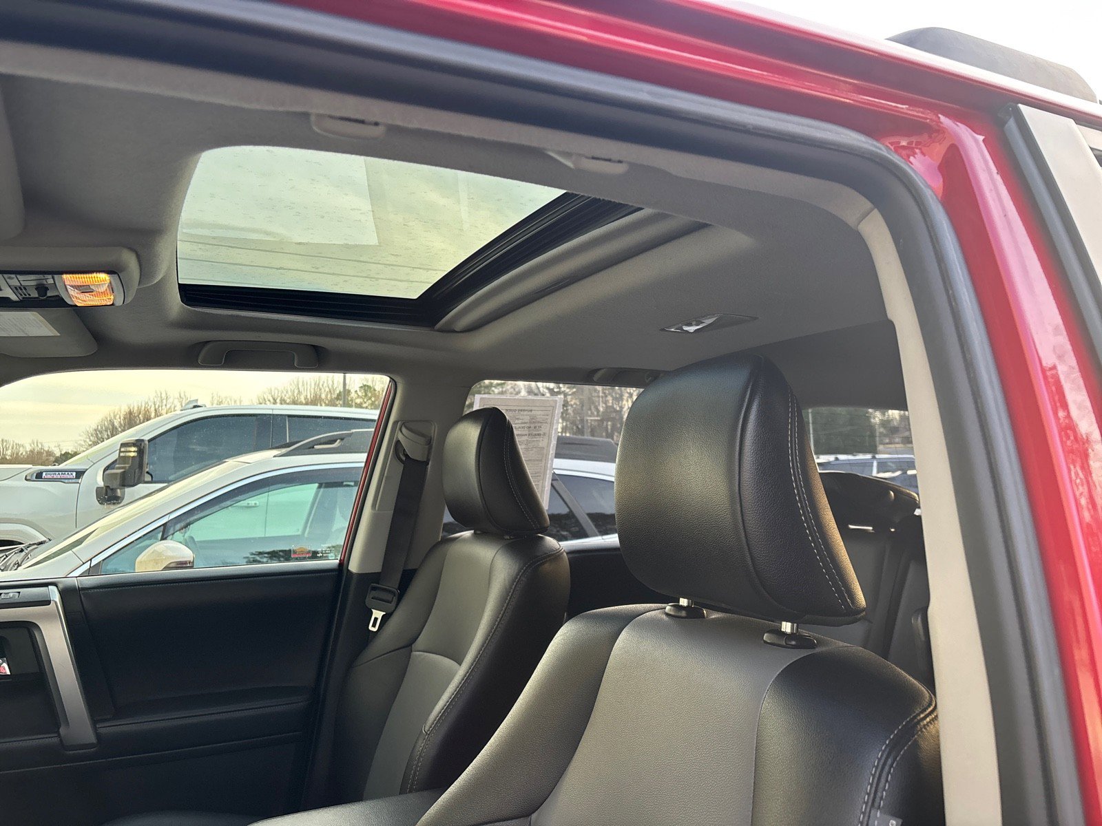 Used 2018 Toyota 4Runner SR5 Premium image 15