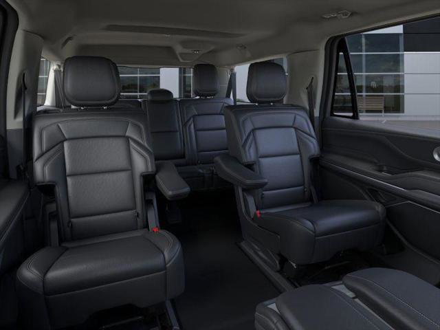 New 2026 Lincoln Navigator L Premier image 11