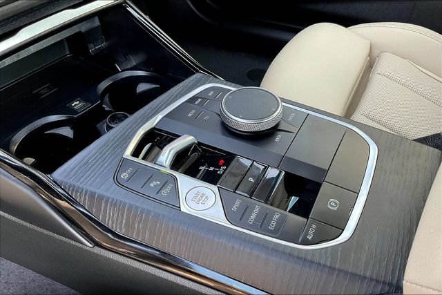 Used 2025 BMW 230i Coupe w/ M Sport Package RWD image 20