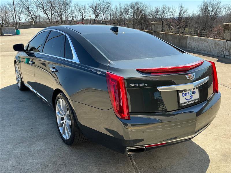 Used 2016 Cadillac XTS Luxury image 4