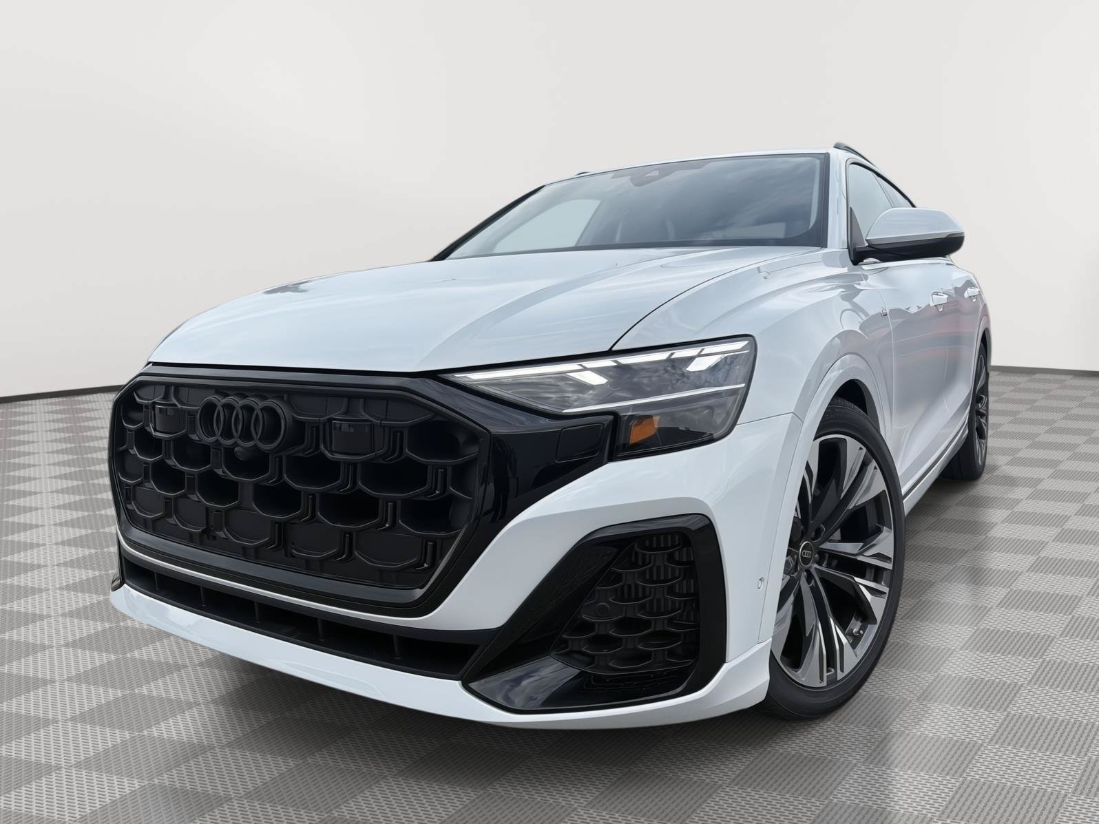 New 2026 Audi Q8 Prestige