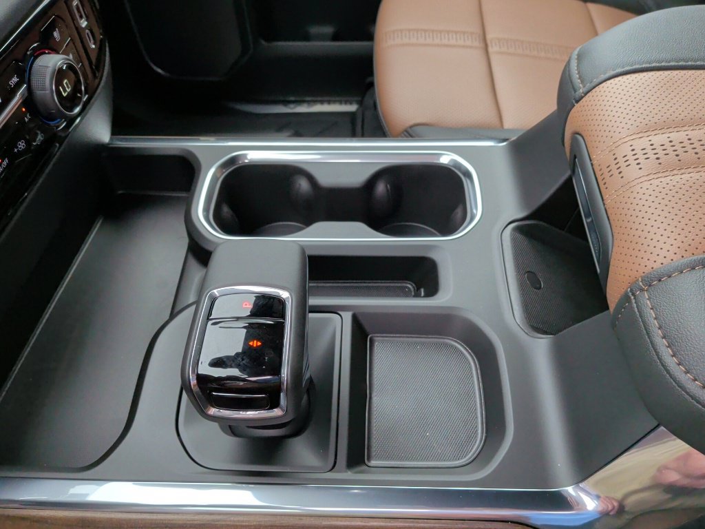 New 2026 Chevrolet Silverado 1500 High Country w/ Technology Package AWD/4WD image 33