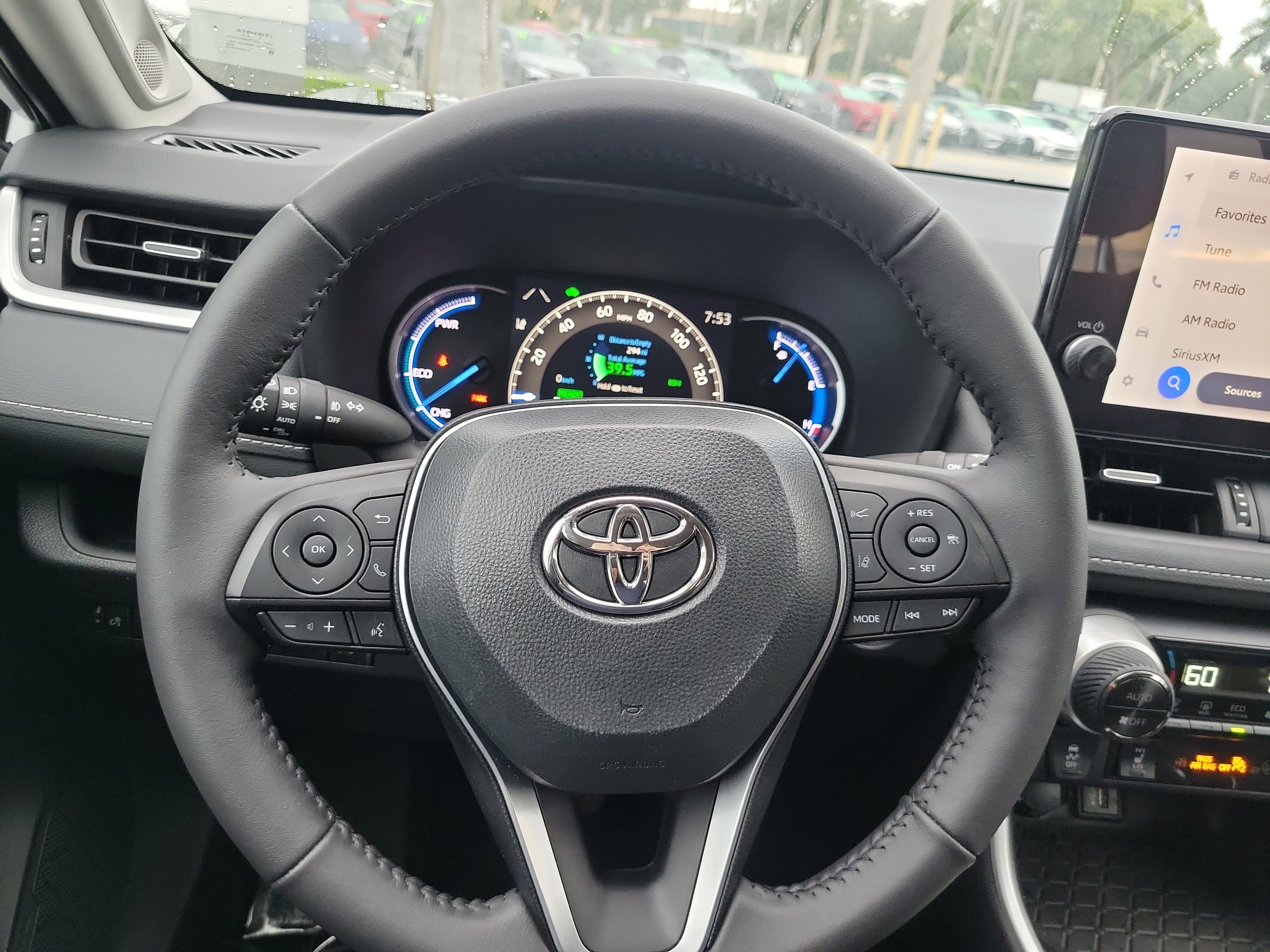 Used 2024 Toyota RAV4 XLE Premium image 15