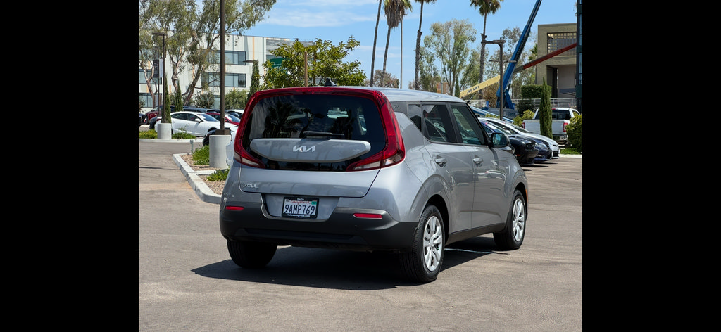Used 2022 Kia Soul LX FWD image 31