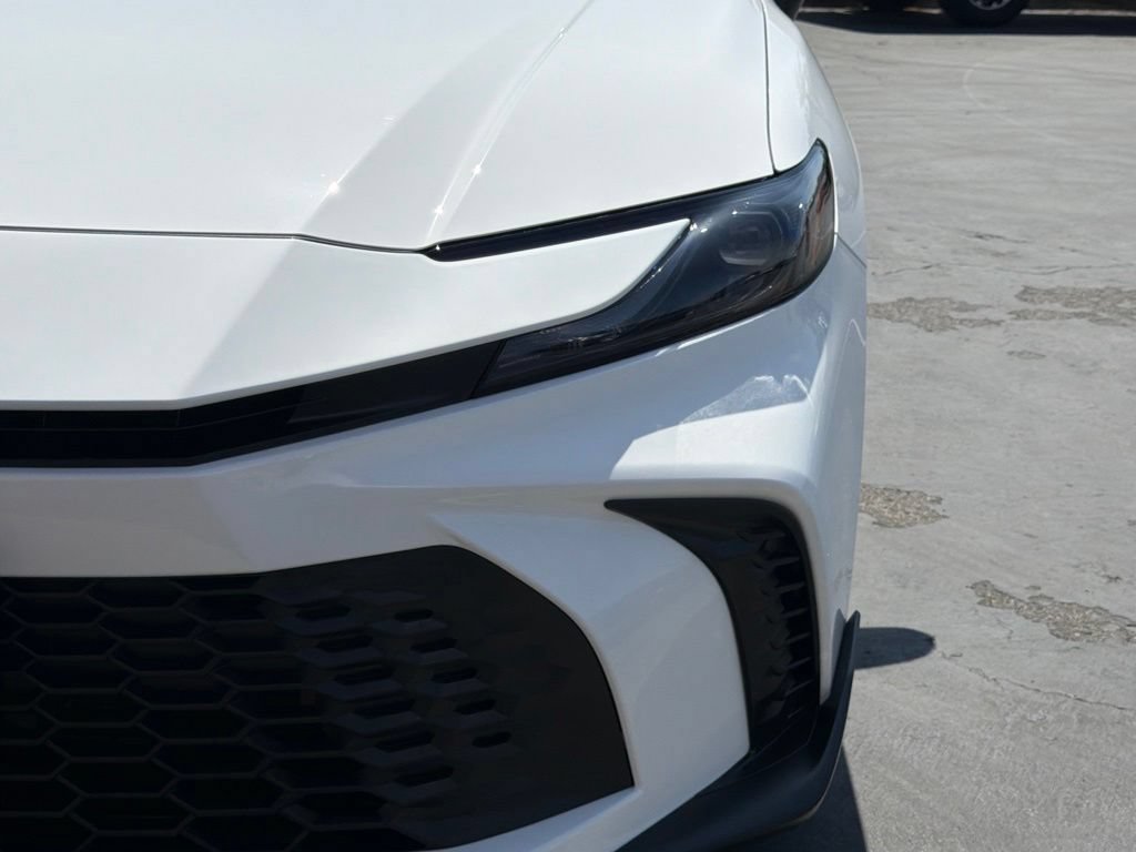 New 2026 Toyota Camry SE FWD image 13