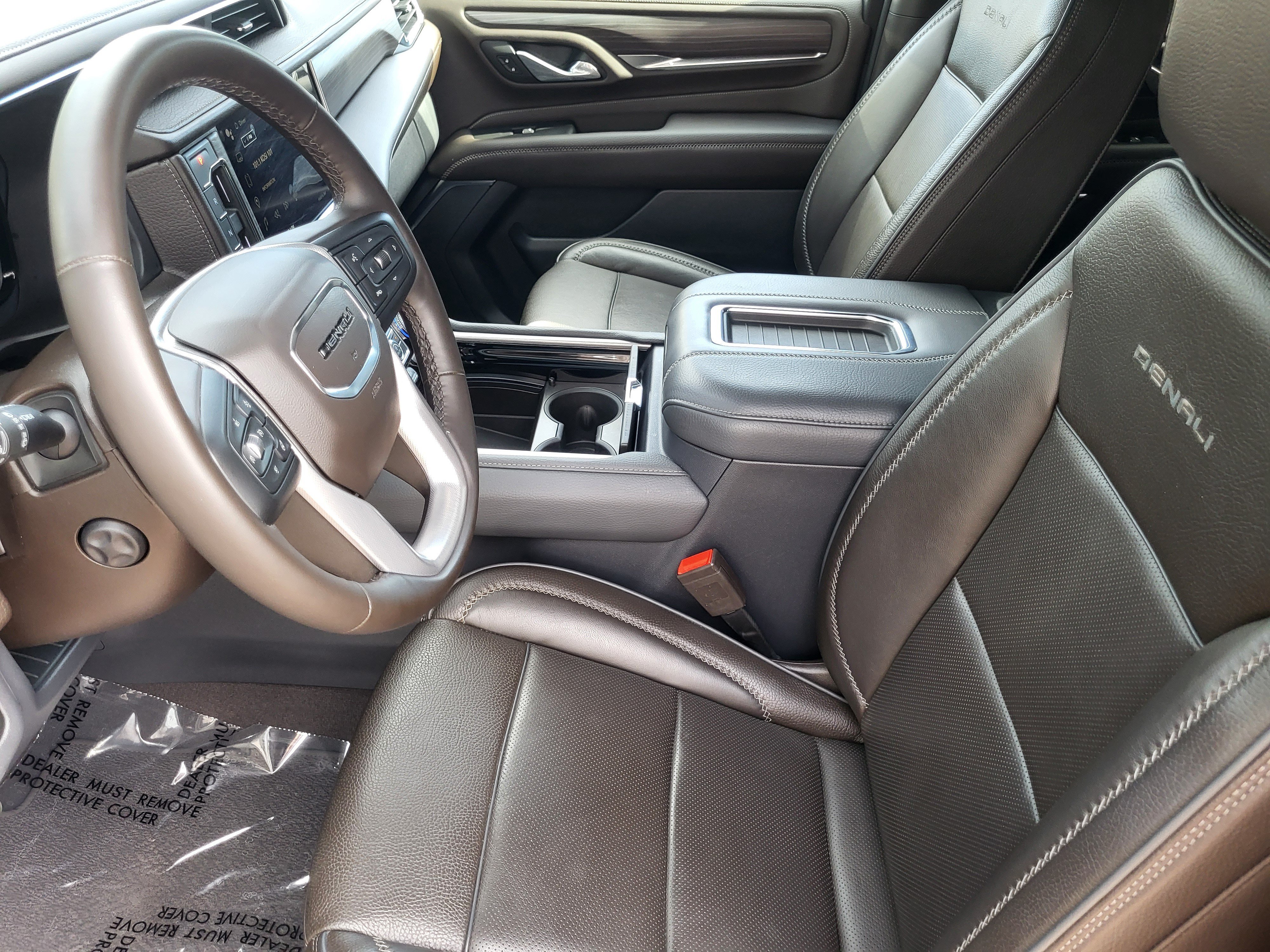 Used 2023 GMC Yukon Denali AWD/4WD image 10
