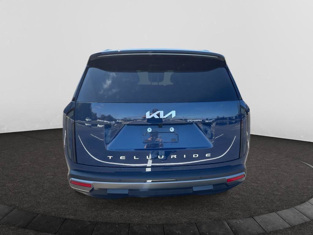 Used 2027 Kia Telluride S w/ Towing Package FWD image 6