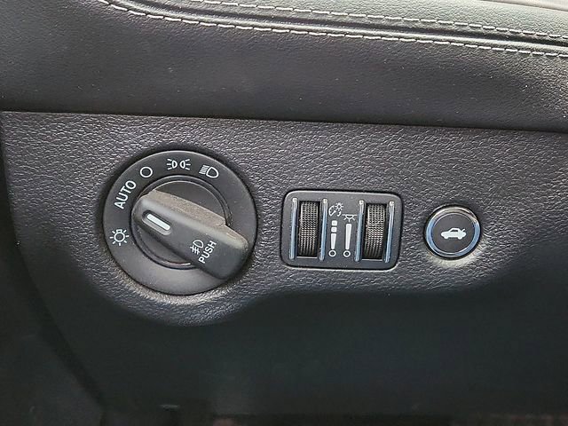 Used 2023 Dodge Challenger R/T Scat Pack w/ Plus Package image 21