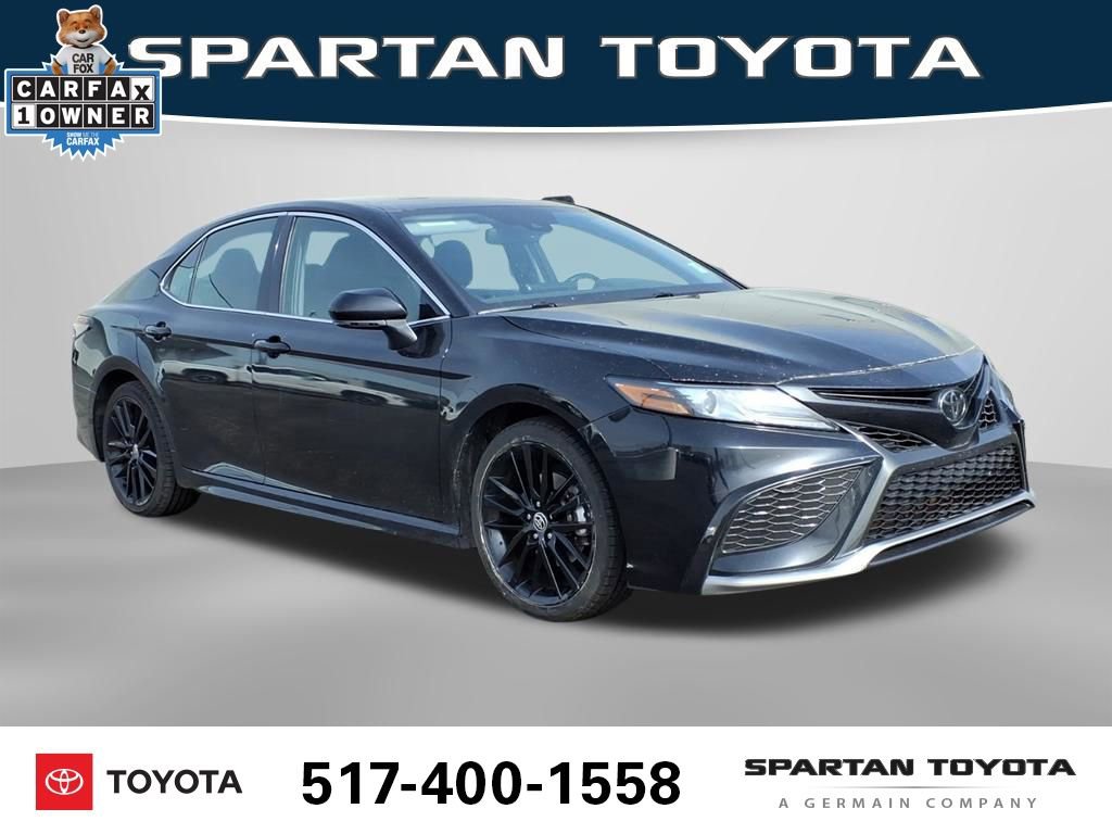 Used 2023 Toyota Camry XSE image 5