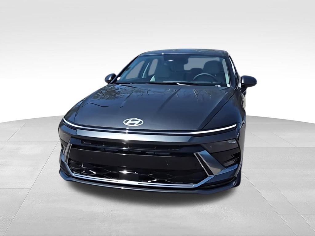 New 2026 Hyundai Sonata SEL FWD image 3