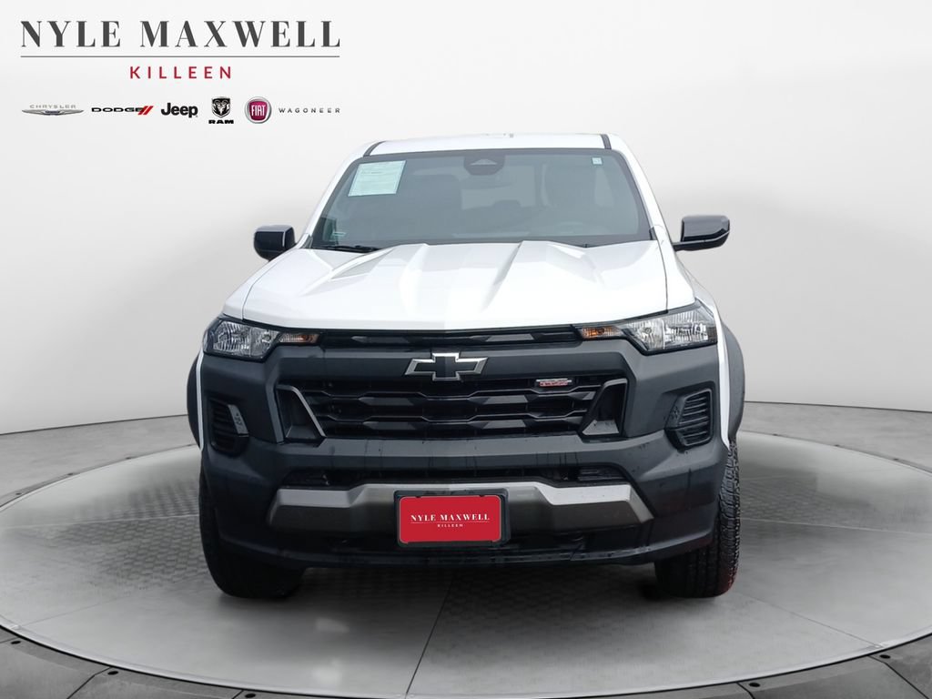 Used 2024 Chevrolet Colorado Trail Boss w/ Advanced Trailering Package AWD/4WD image 18