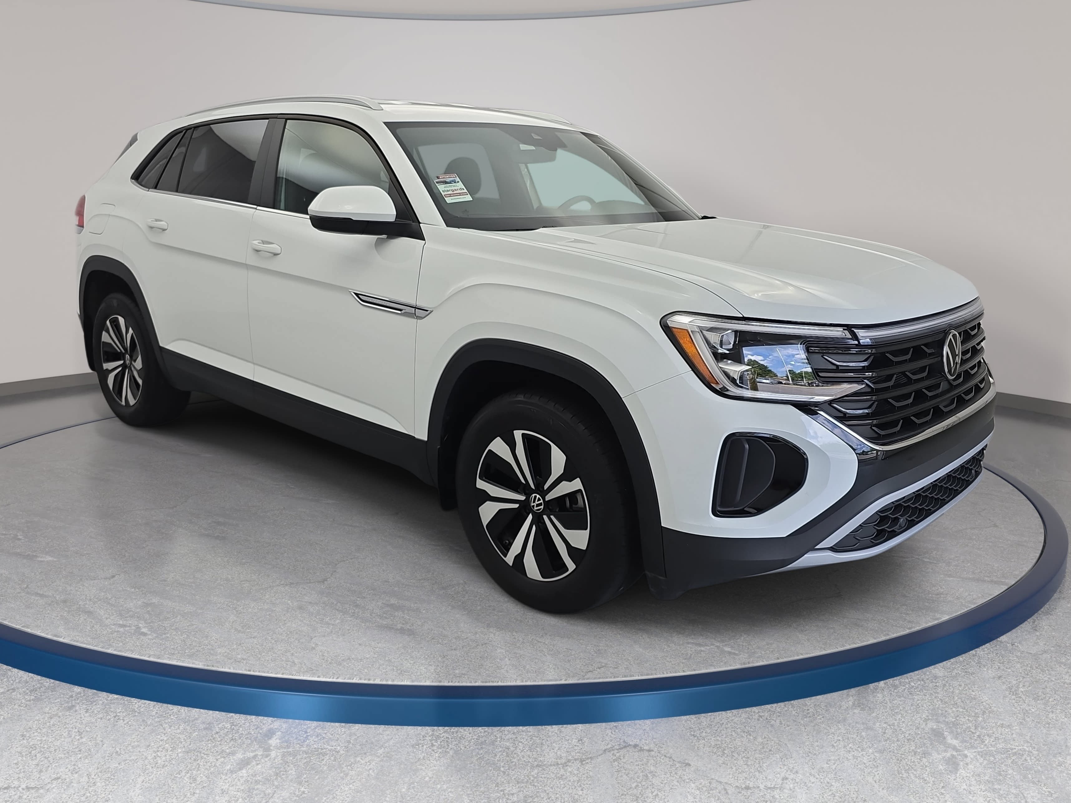 Certified 2024 Volkswagen Atlas Cross Sport SE AWD/4WD image 3