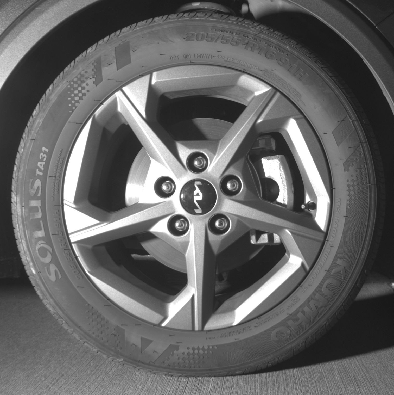 Used 2025 Kia K4 LXS image 13