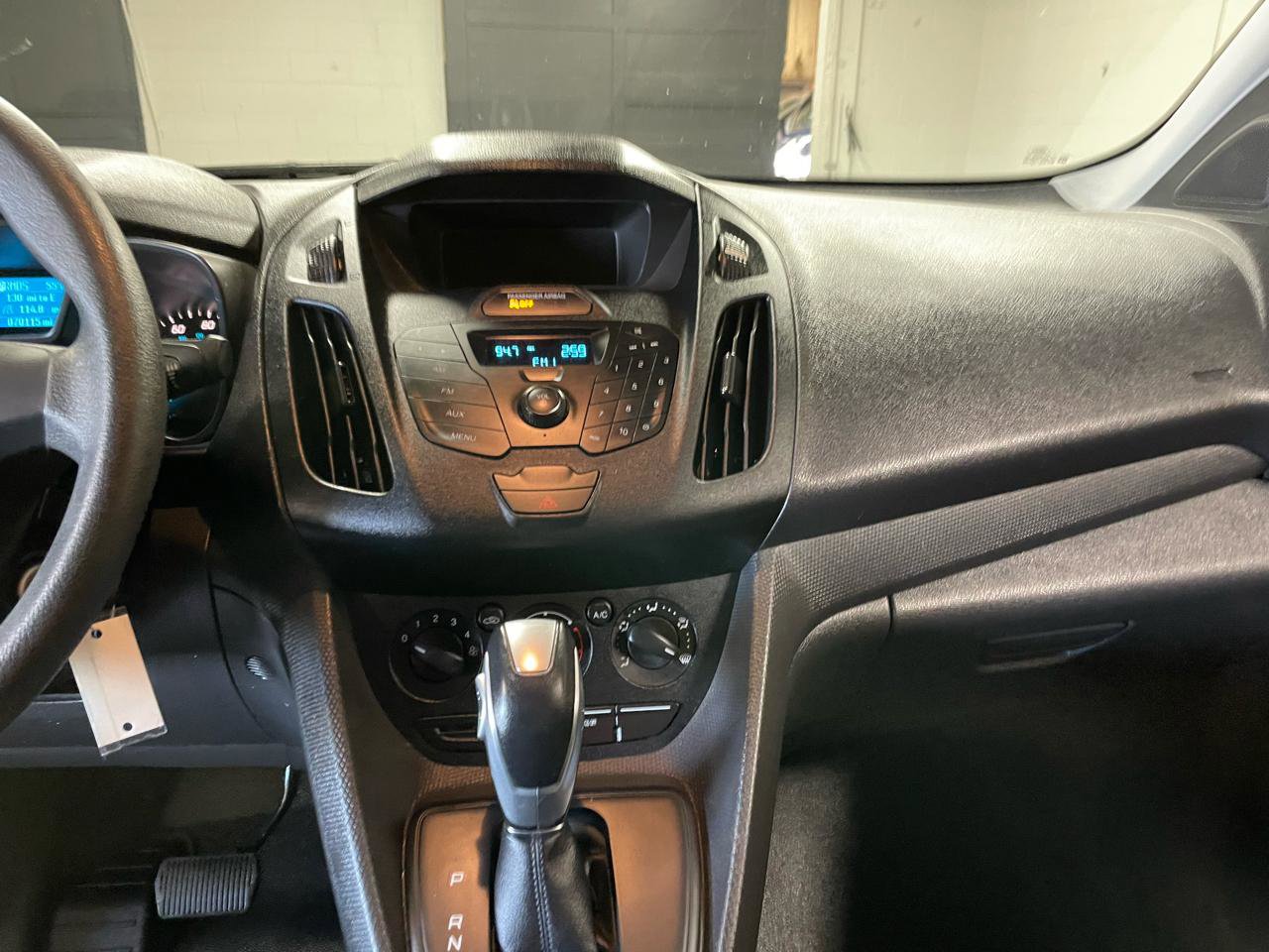 Used 2017 Ford Transit Connect XL image 10