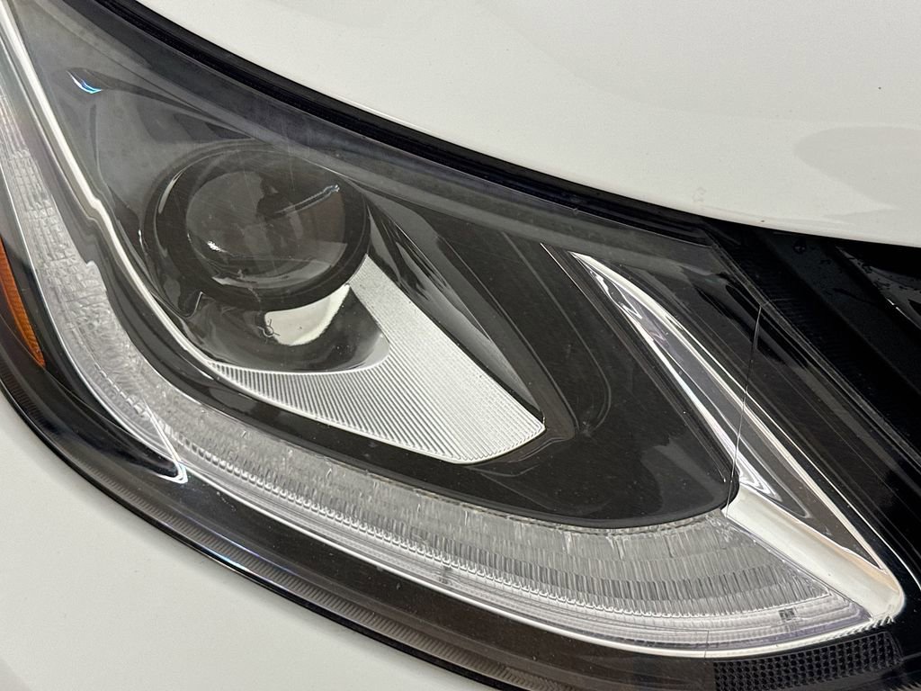 Used 2021 Chevrolet Bolt LT FWD image 35