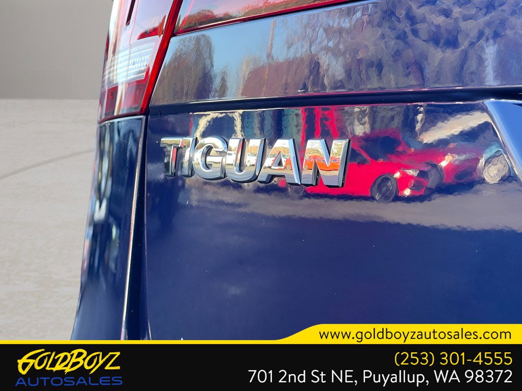 Used 2021 Volkswagen Tiguan S image 33