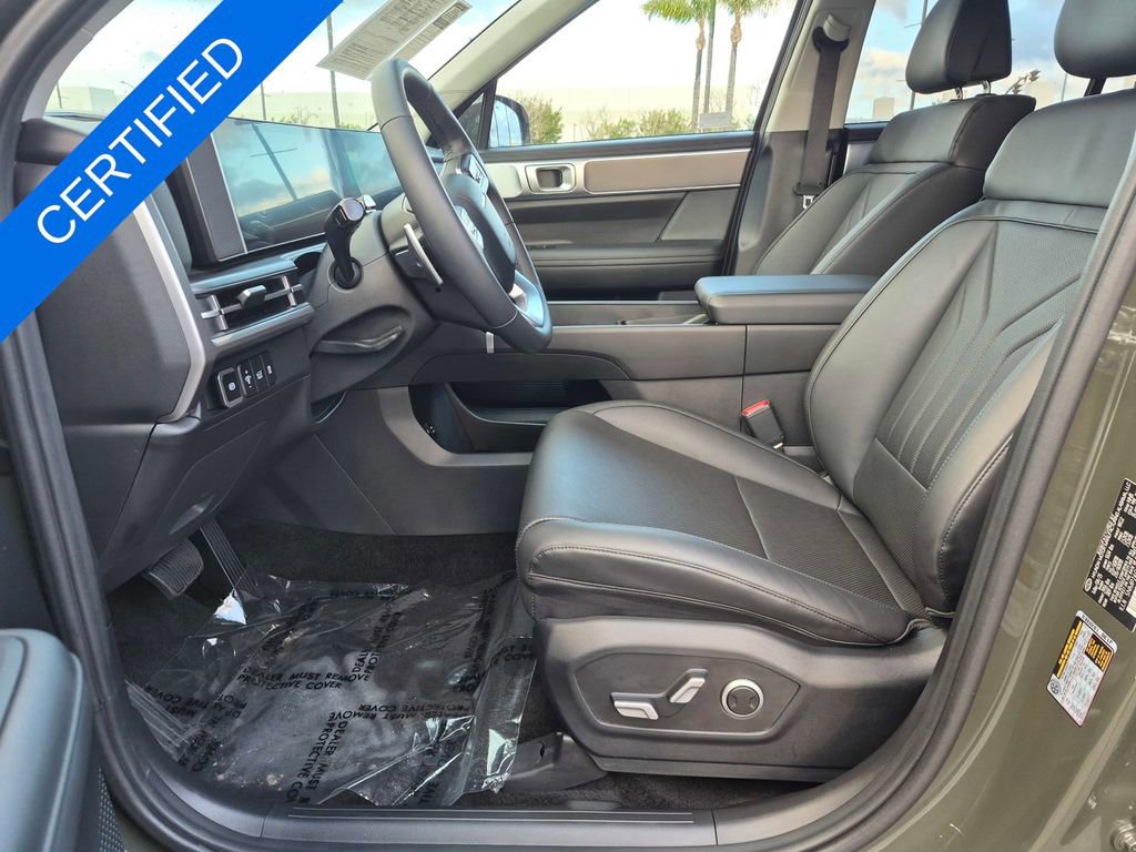 Used 2025 Hyundai Santa Fe SEL image 11