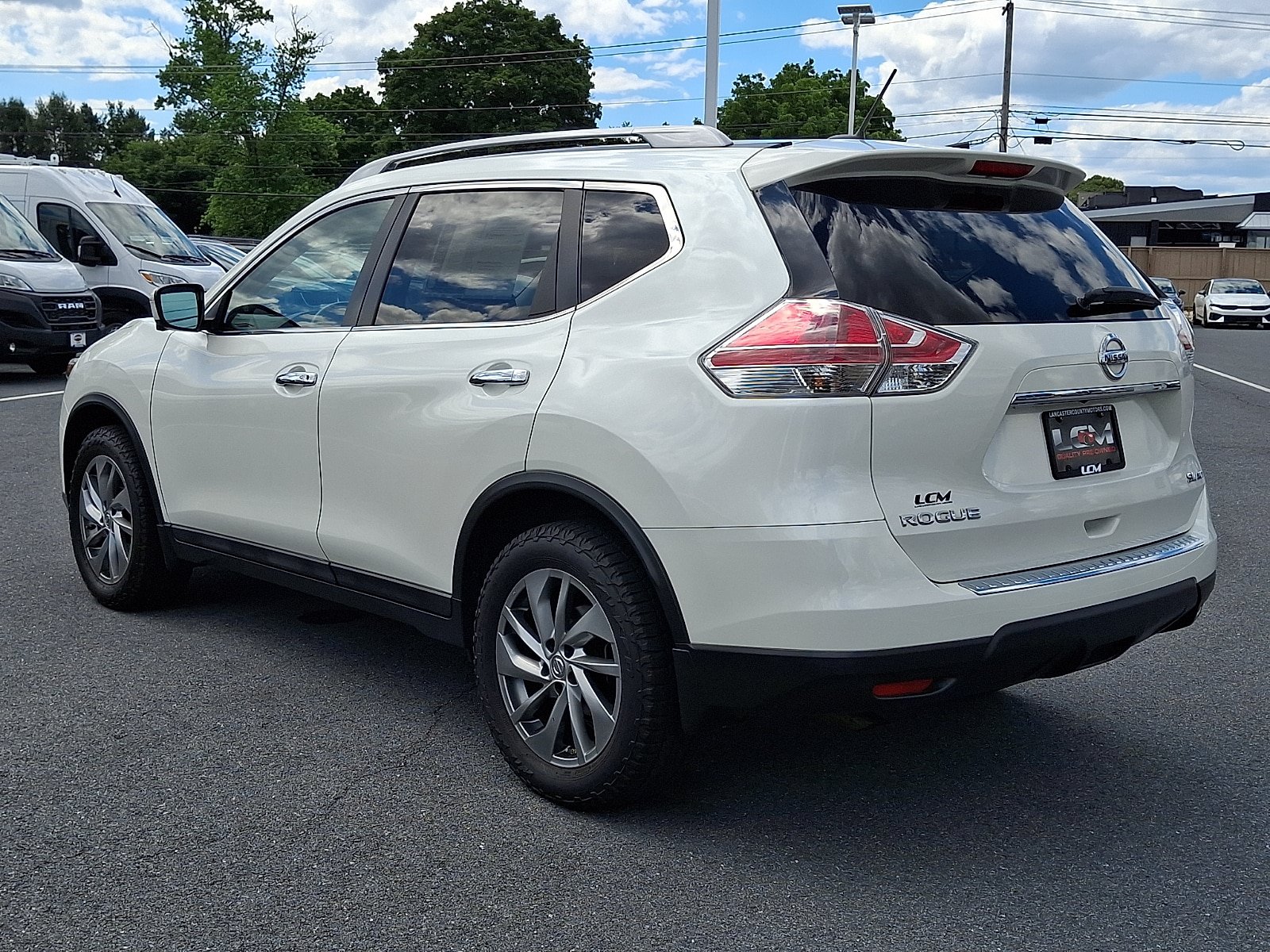 Used 2015 Nissan Rogue SL w/ SL Premium Package AWD/4WD image 11