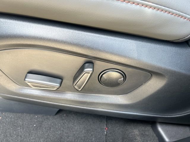New 2026 Ford Explorer Active w/ Active Comfort Package image 18