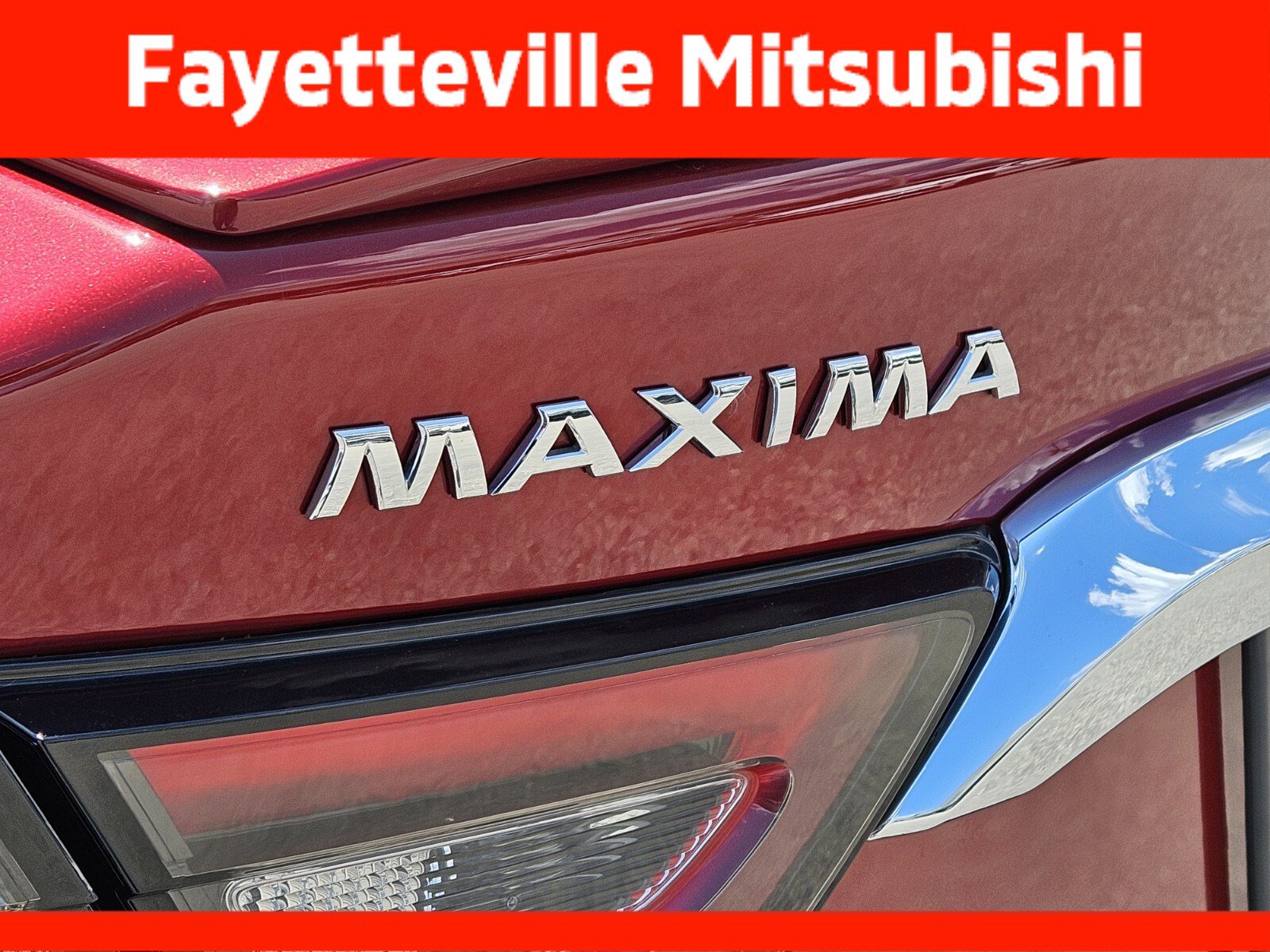 Used 2023 Nissan Maxima Platinum w/ Sport Mat Group FWD image 16
