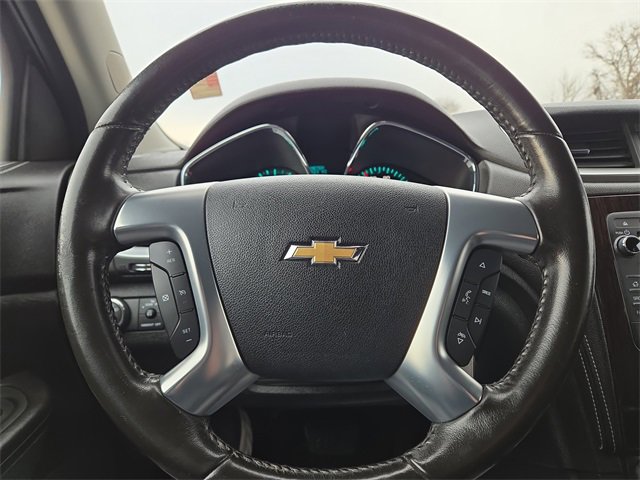 Used 2017 Chevrolet Traverse LT w/ Style and Technology Package image 16
